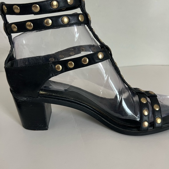 Gladiator style sandals - Picture 5 of 6